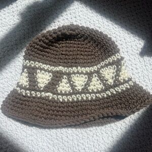 Crotchet bucket hat